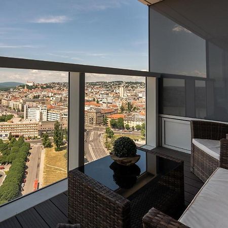 Panorama - Sunset And Castle View, 22Nd Floor, Garage, Ac Apartment บราติสลาวา ภายนอก รูปภาพ